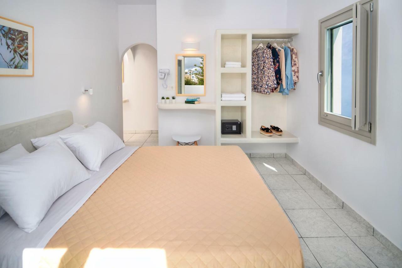 Olive Tree Suites Fira  Extérieur photo