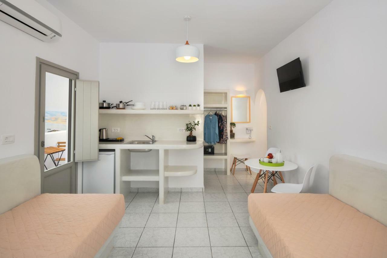 Olive Tree Suites Fira  Extérieur photo
