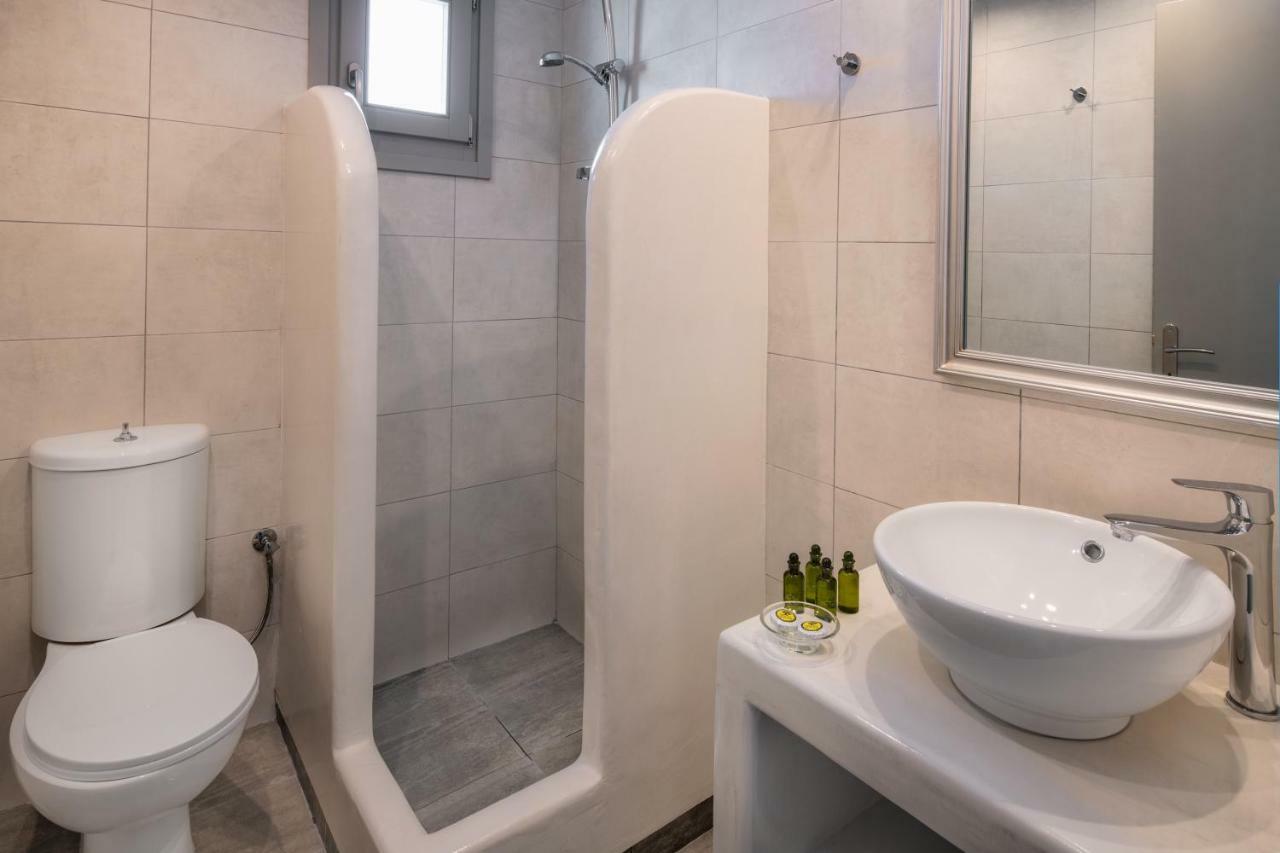 Olive Tree Suites Fira  Extérieur photo