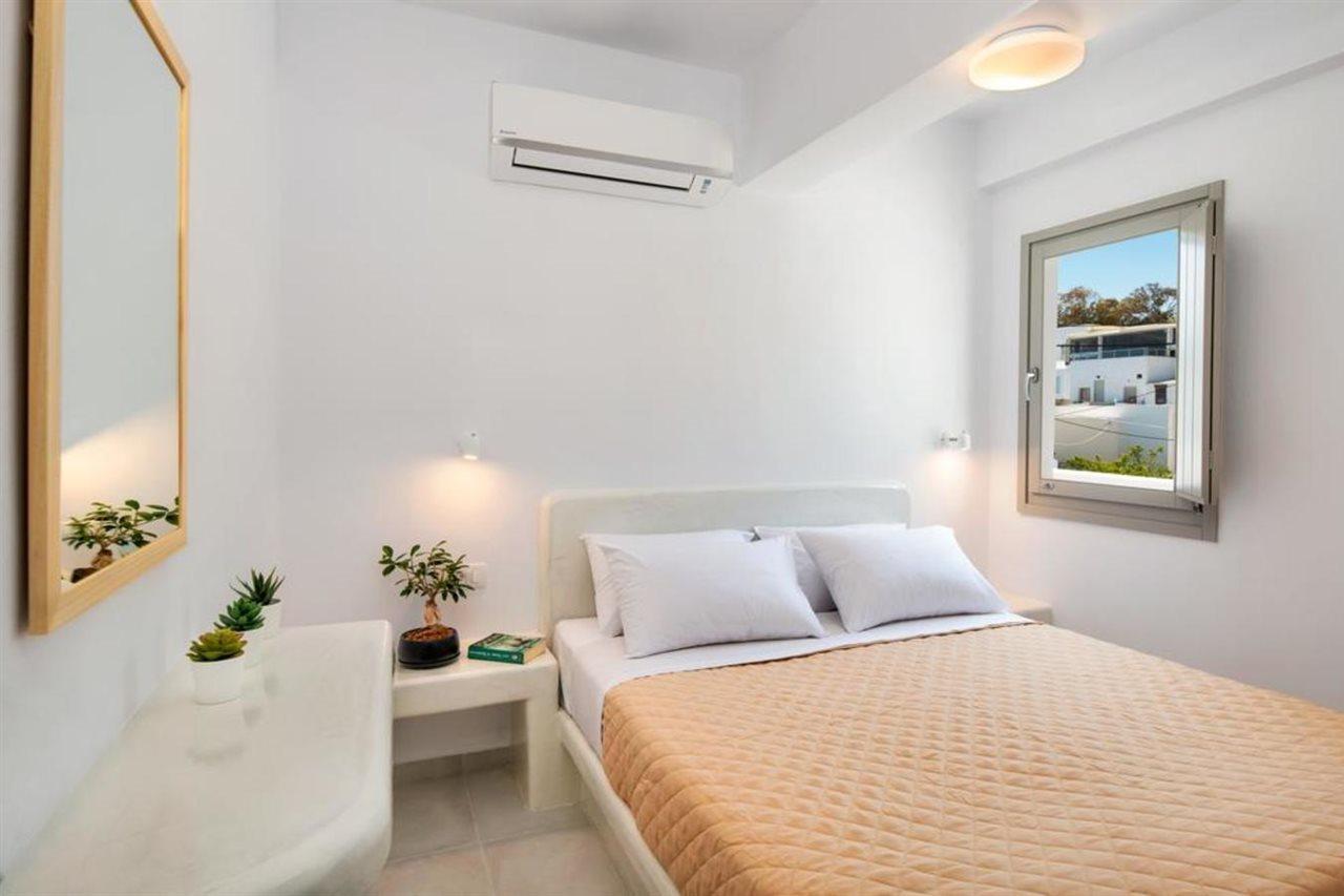 Olive Tree Suites Fira  Extérieur photo