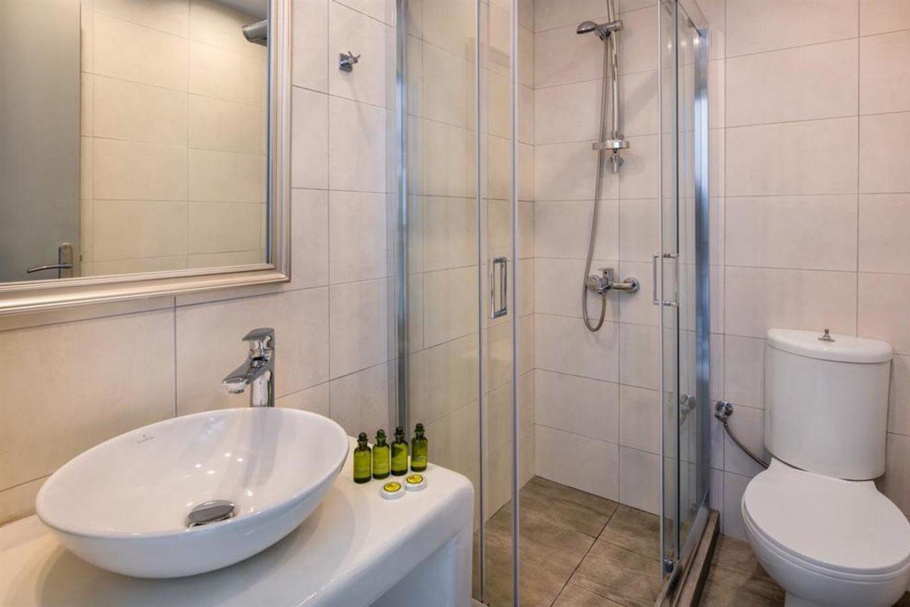 Olive Tree Suites Fira  Extérieur photo